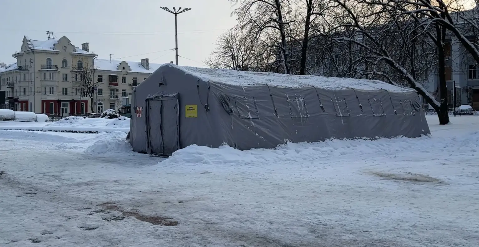 Мінус 18 на термометрі: як пункти незламності рятують чернігівців від аномальних морозів