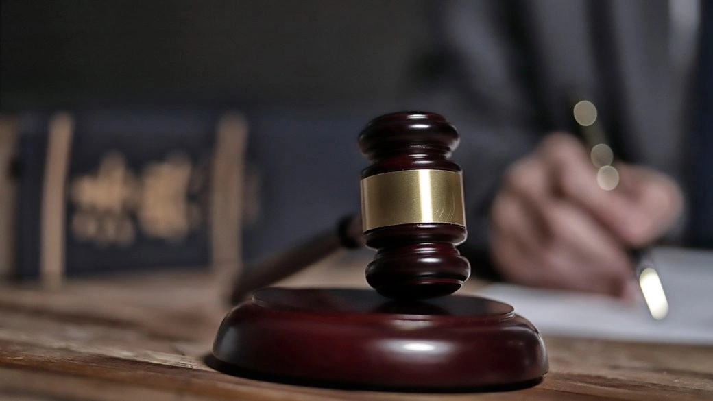 12 років за 34 удари: у Чернігові винесли вирок чоловіку, який до смерті забив матір