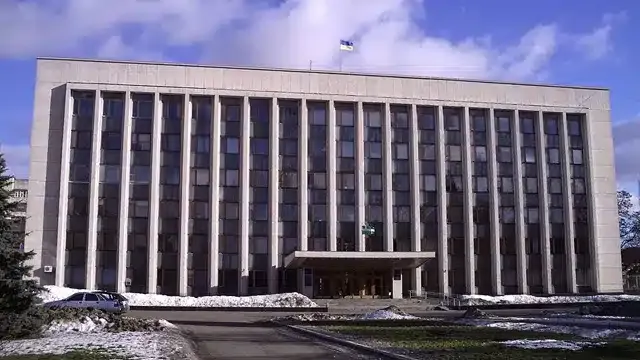 Від офіцера ГРУ до скандального історика: життєвий віраж Віктора Суворова