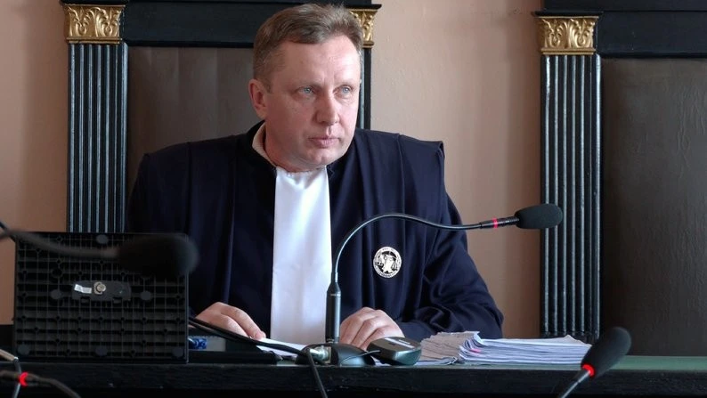 Справа про збут наркотиків у Прилуках: син міської голови вимагає заміни судді