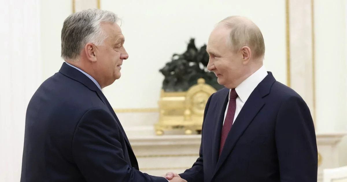 Московський сценарій для Будапешта: як Кремль рятує рейтинг Орбана