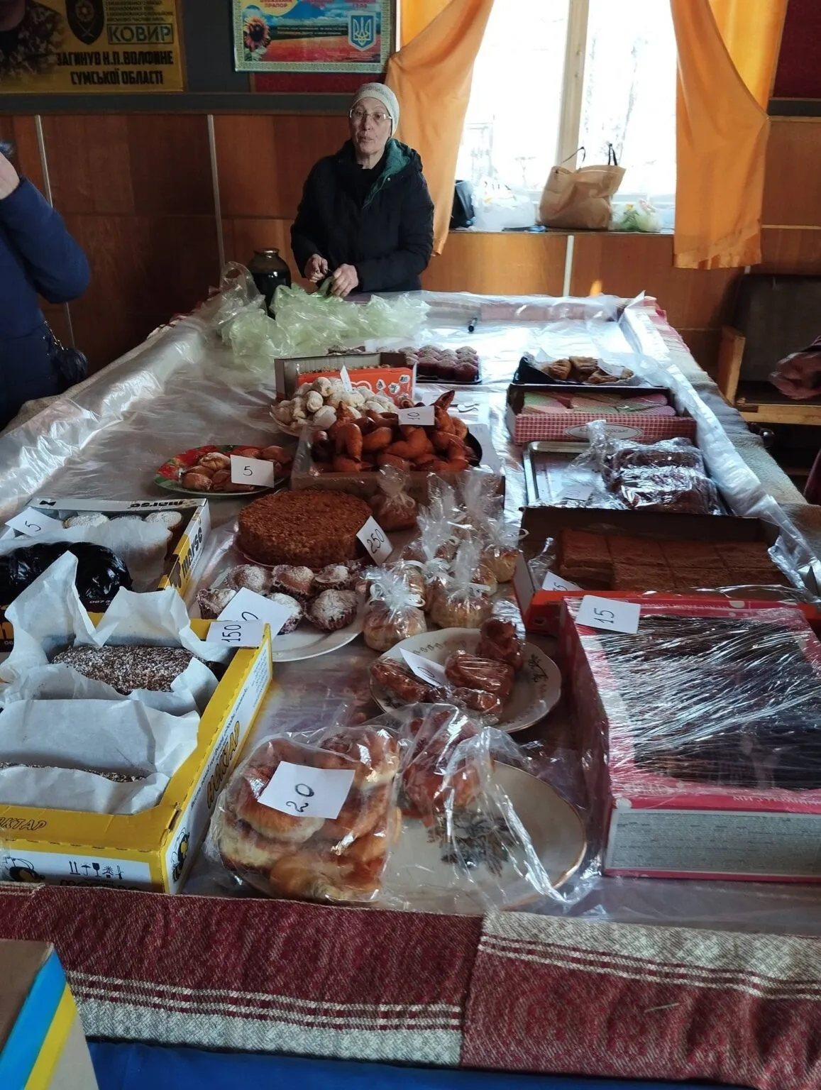 У Куковичах благодійний ярмарок зібрав кошти на маскувальні сітки та автівку для фронту