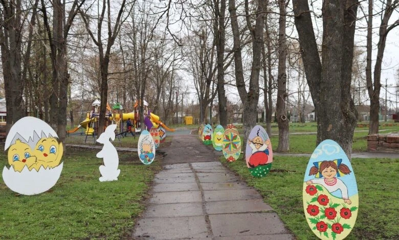 Весняна атмосфера у Куликівці: центр громади прикрасили до Великодня