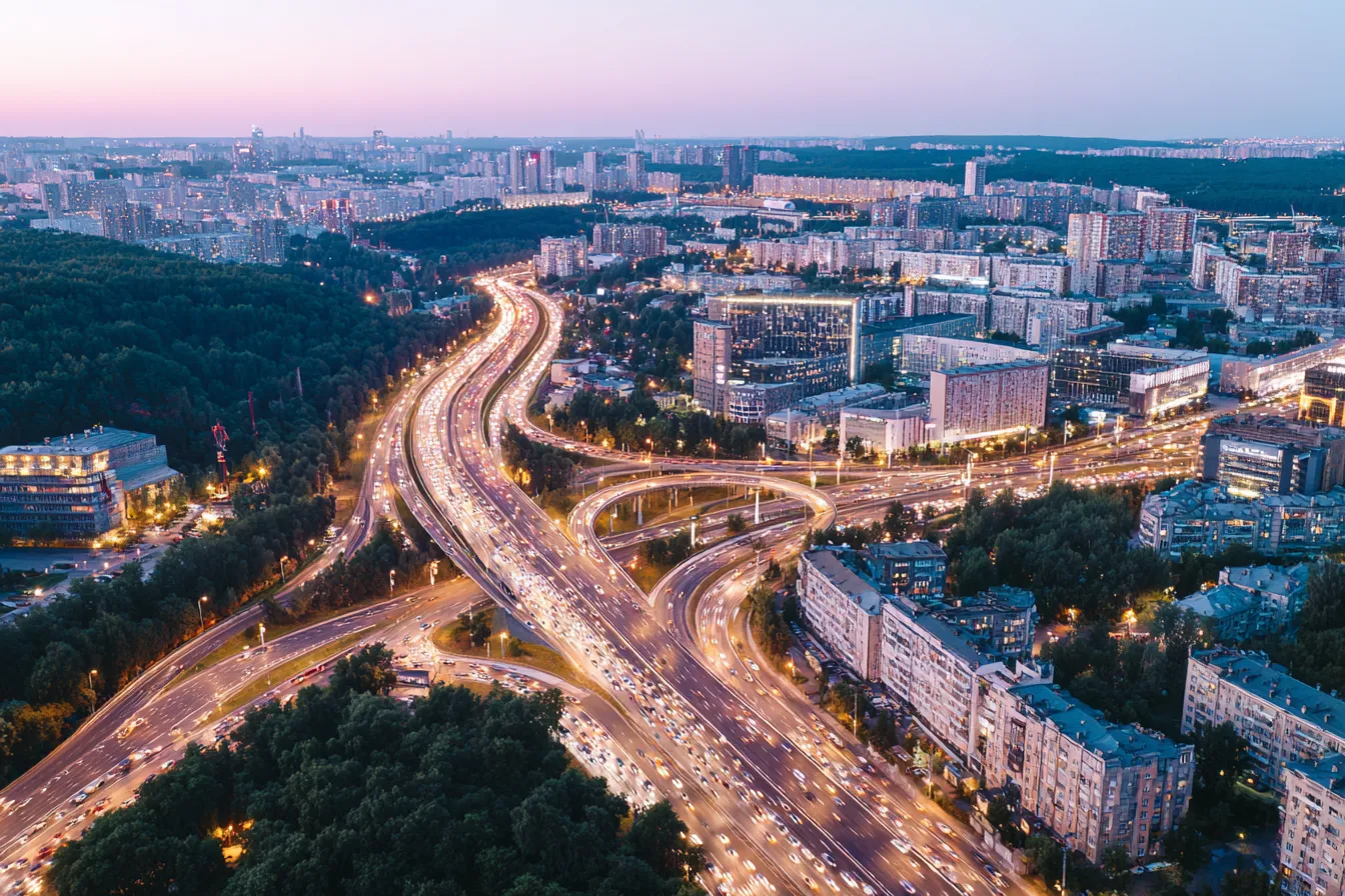 З Києва до Крюківщини: як доїхати від метро, вокзалу та з центру міста